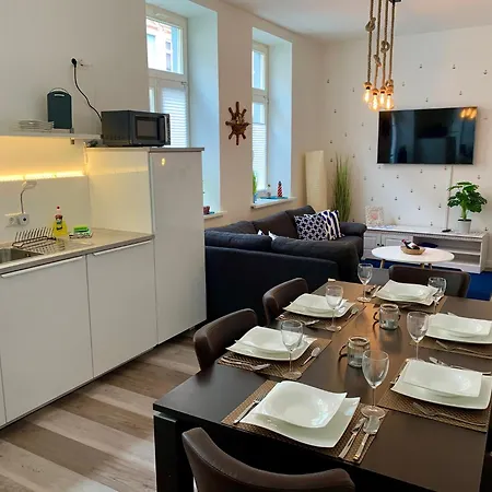 Apartment N A U T I C A - Ruhige Maritime Ferienwohnung Mit Balkon Familienfreundlich