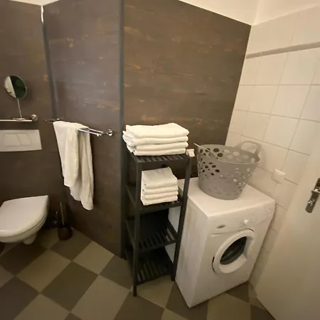 N A U T I C A - Ruhige Maritime Ferienwohnung Mit Balkon Familienfreundlich Apartment